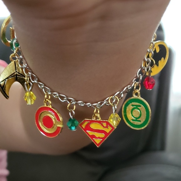 Charm bracelet - Picture 1 of 2